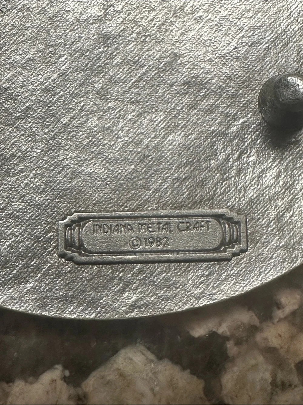 1982 Vtg Men's Pewter Eagle Oval Belt Buckle - Patriotic Metal Accessory